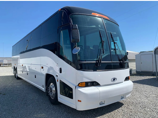 Luxury Charter Buses